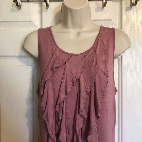 Saks Fifth Avenue Sleeveless Front Ruffle Mauve Top Size Medium - Picture 2 of 7